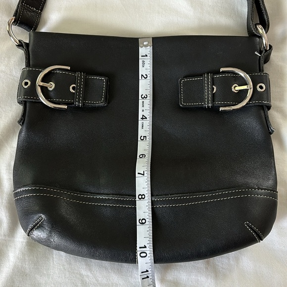 Coach Leather Buckle Shoulder Bag EUC Black - Picture 10 of 16